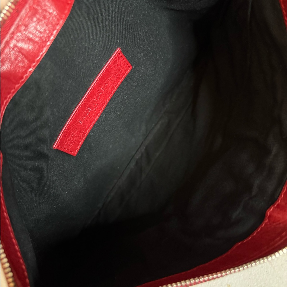 Balenciaga Red Leather Detail - Picture 3 of 7